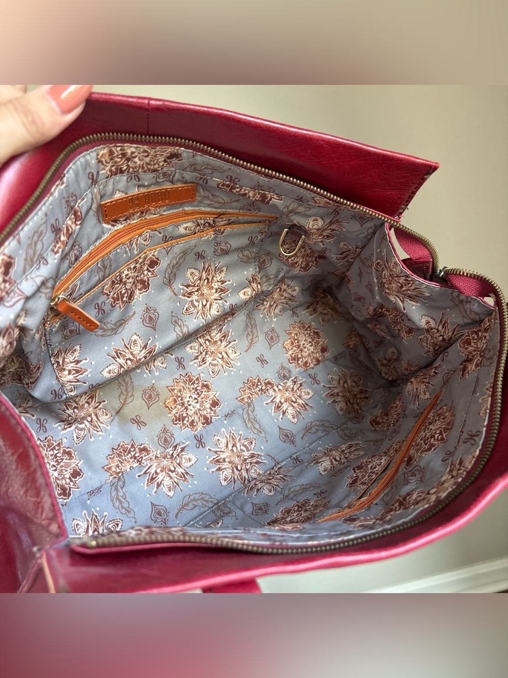 HOBO Red Leather Shoulder Bag with boho vibe floral interior - Picture 7 of 7